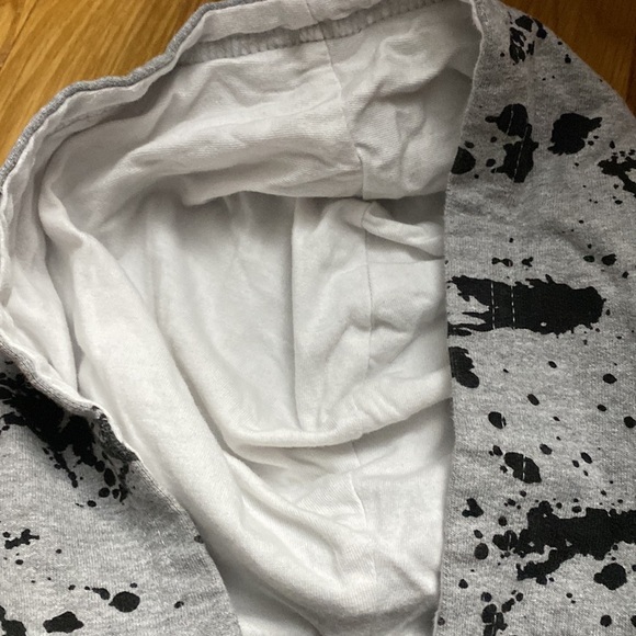 Punk Royals Splatter Gray and Black Hoodie Boys 5/6Y - Picture 4 of 7